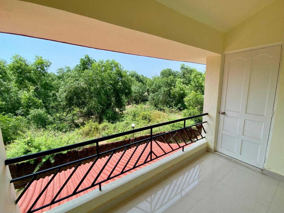 The Green Door Villa Close To Zalor Beach Varca Dış mekan fotoğraf